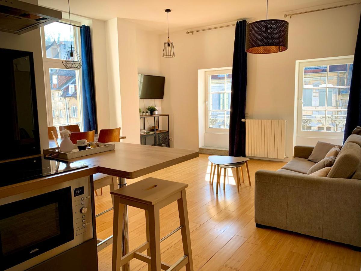 Les Fabuleux Appartements Du Coeur De Ville - Place Victor Hugo Безансон Екстер'єр фото