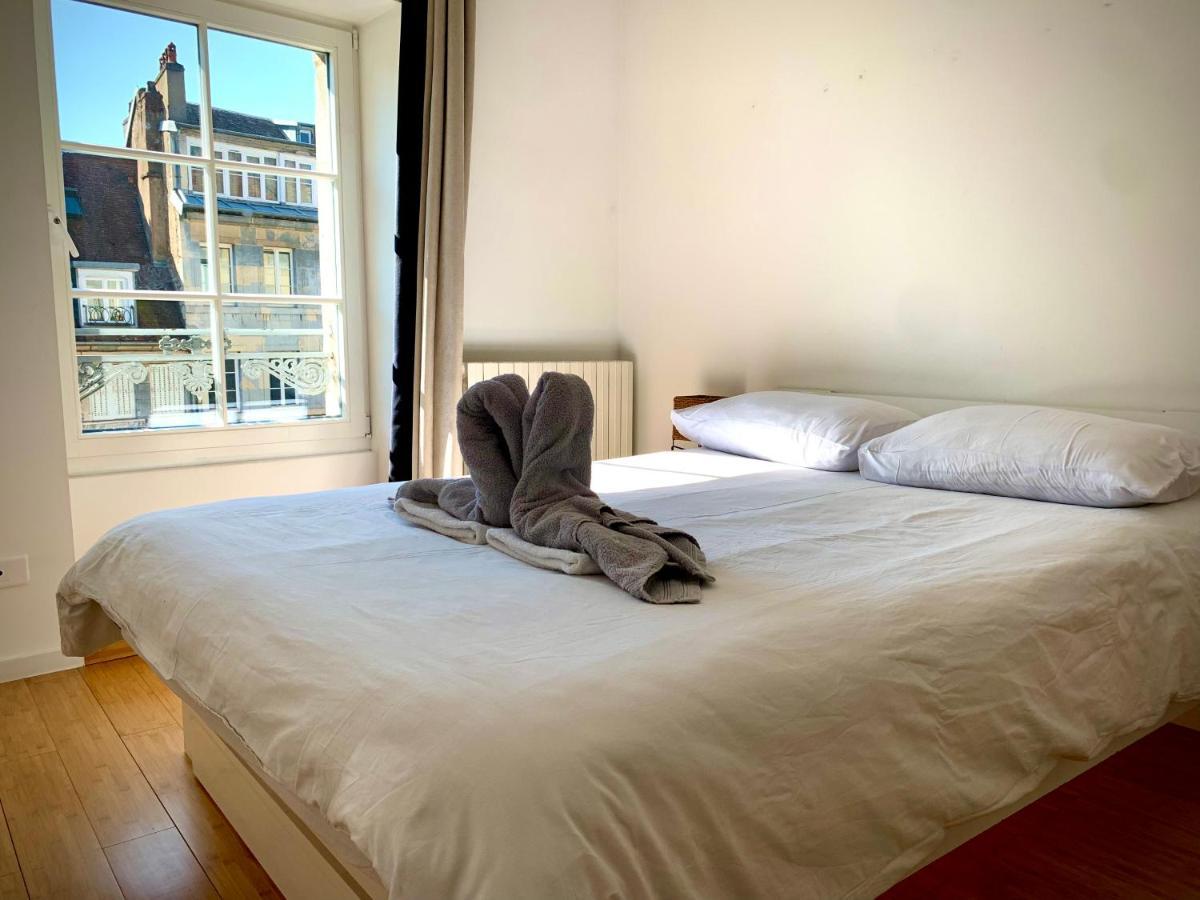 Les Fabuleux Appartements Du Coeur De Ville - Place Victor Hugo Безансон Екстер'єр фото
