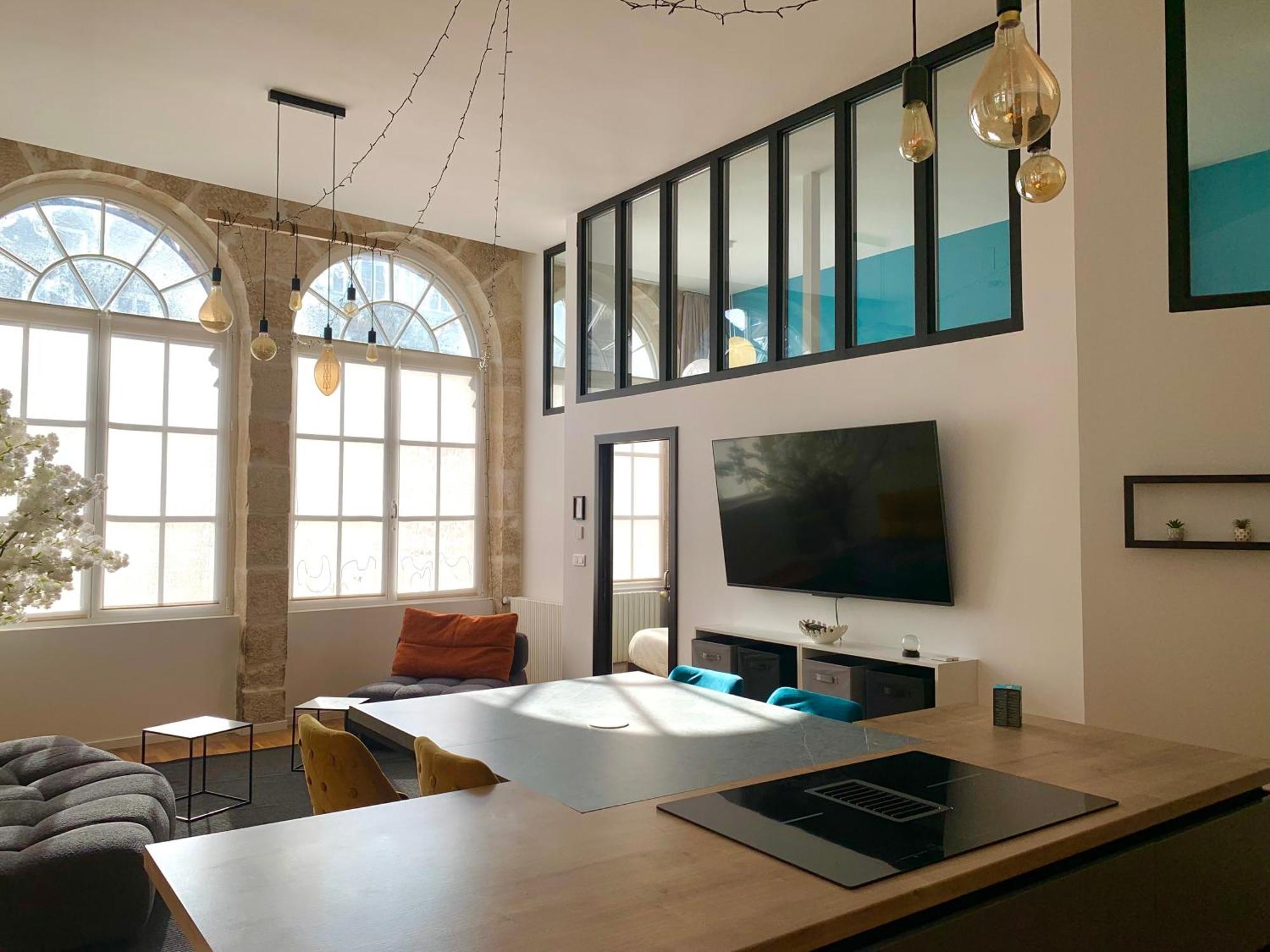 Les Fabuleux Appartements Du Coeur De Ville - Place Victor Hugo Безансон Екстер'єр фото